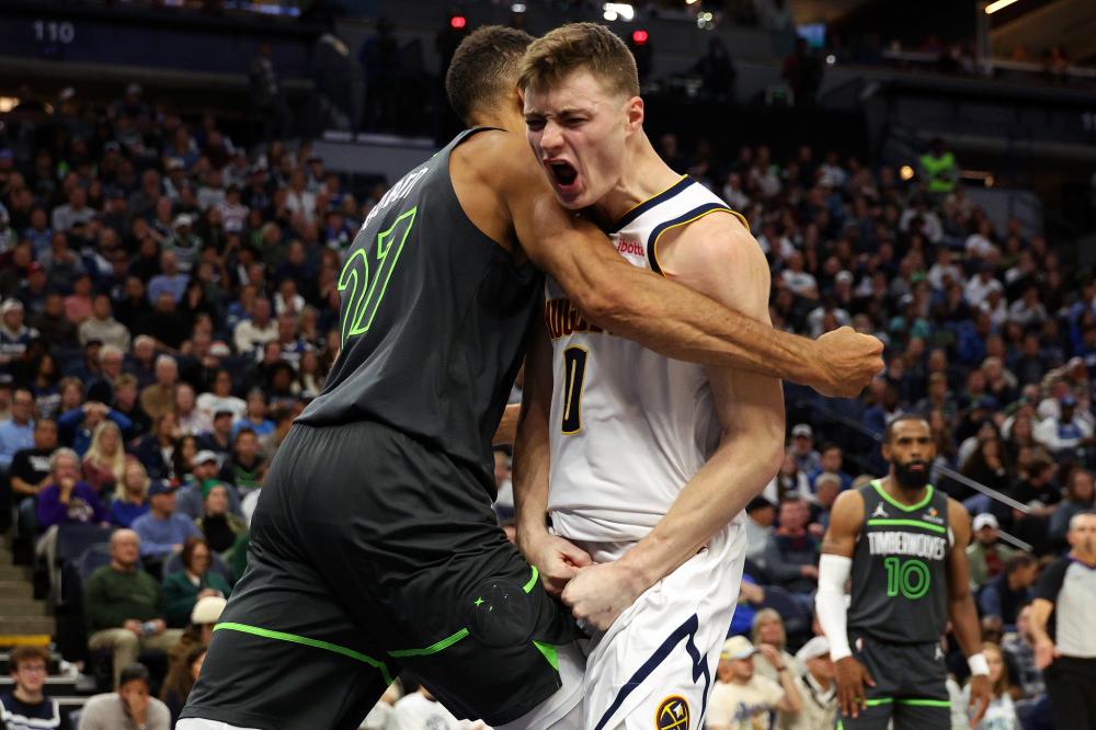 进加布里埃 进加布里埃